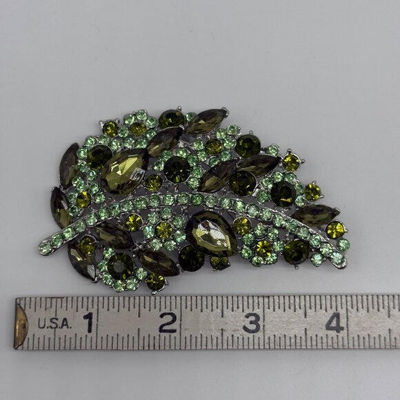 Rhinestone Brooch Set of 3 Leaf Floral Designs Multicolor Gold Silver Tone Resin - Picture 9 of 14